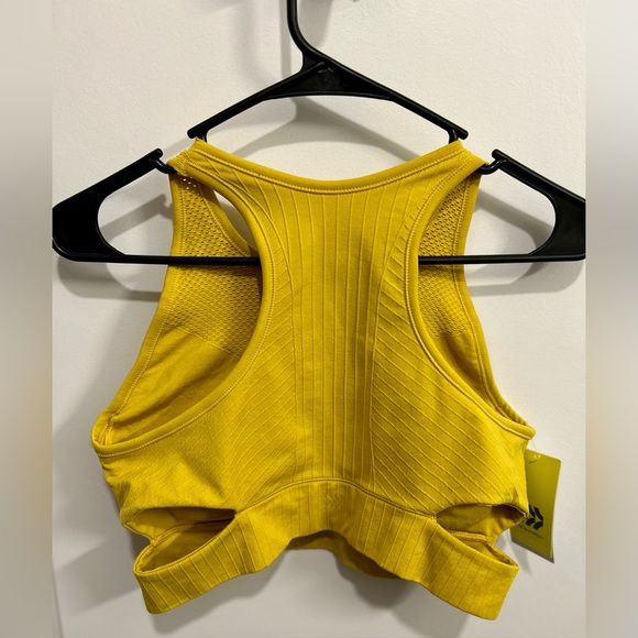 NWT All In Motion Seamless Rib Bra - Gold - L - Picture 2 of 5